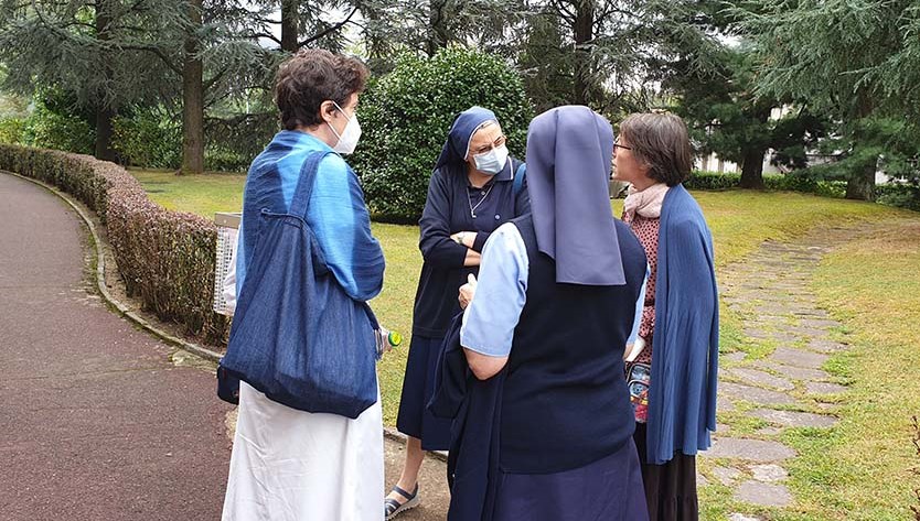 Dialogo, comunione nel Piccolo Disegno - Armeno